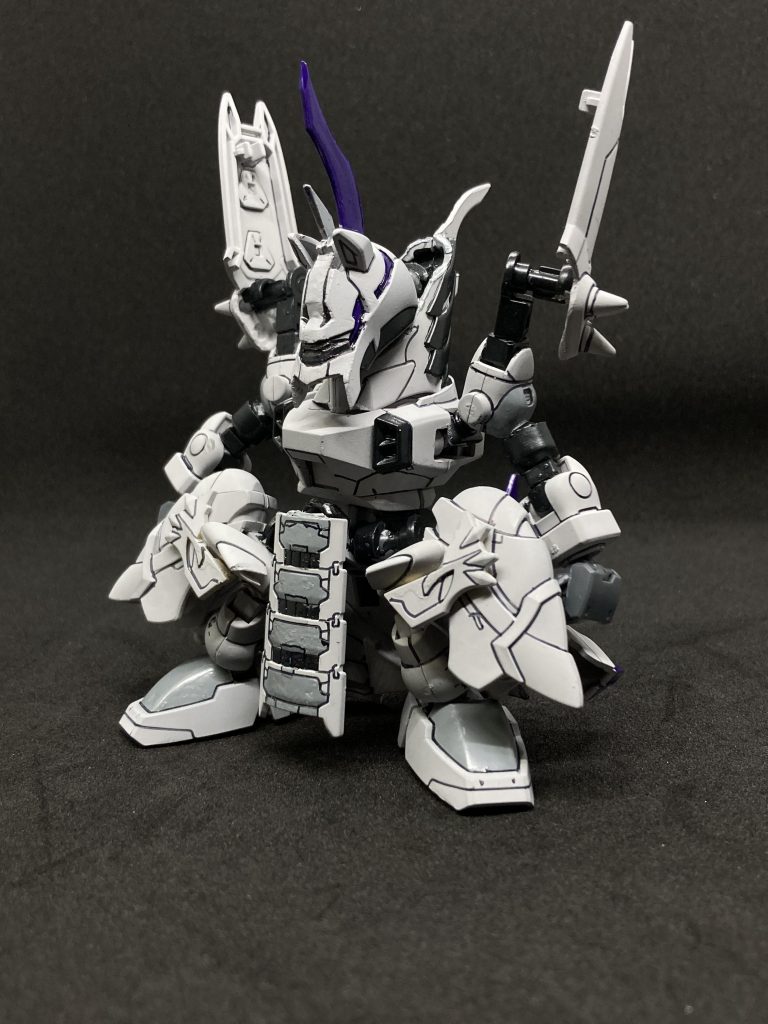 使用キットは 軍馬 甘寧のパーツを少々と素体はザクファントムです
