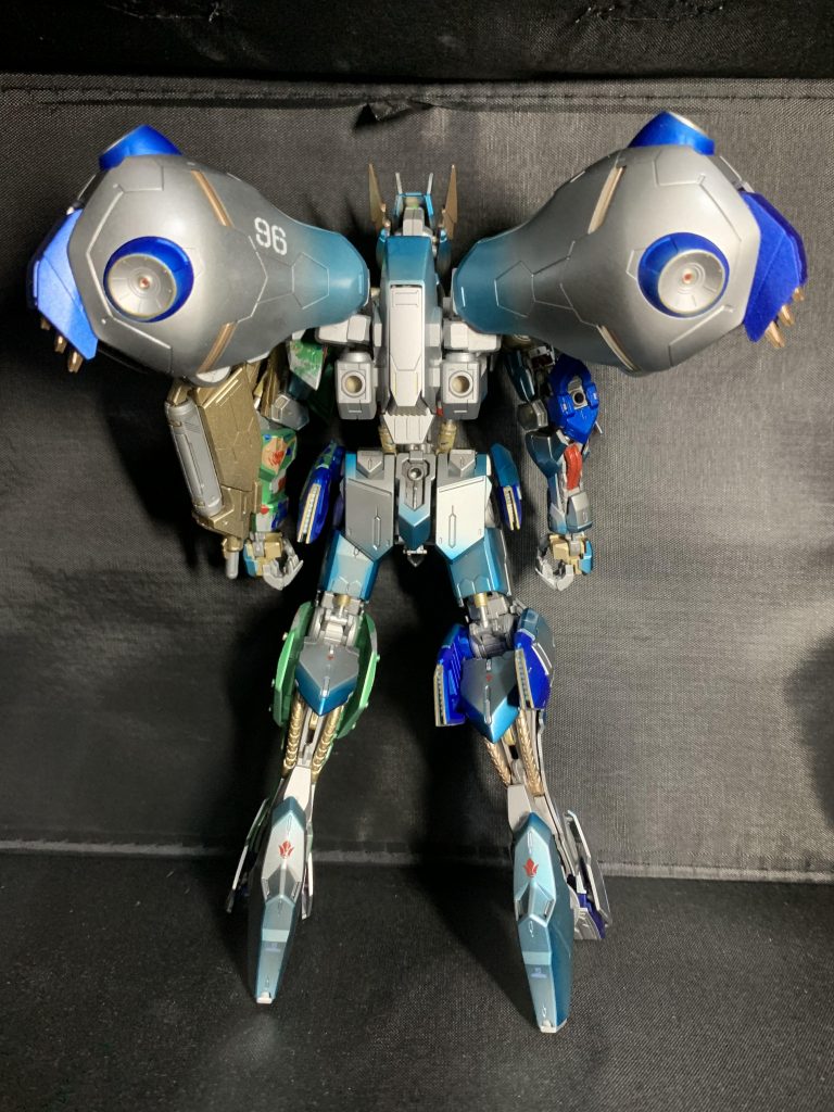 このいびつさで塗装もグラデーションとラップを分けてハイカラにしてます。グラデーションは光沢仕様でラップはつや消し仕様になっています。