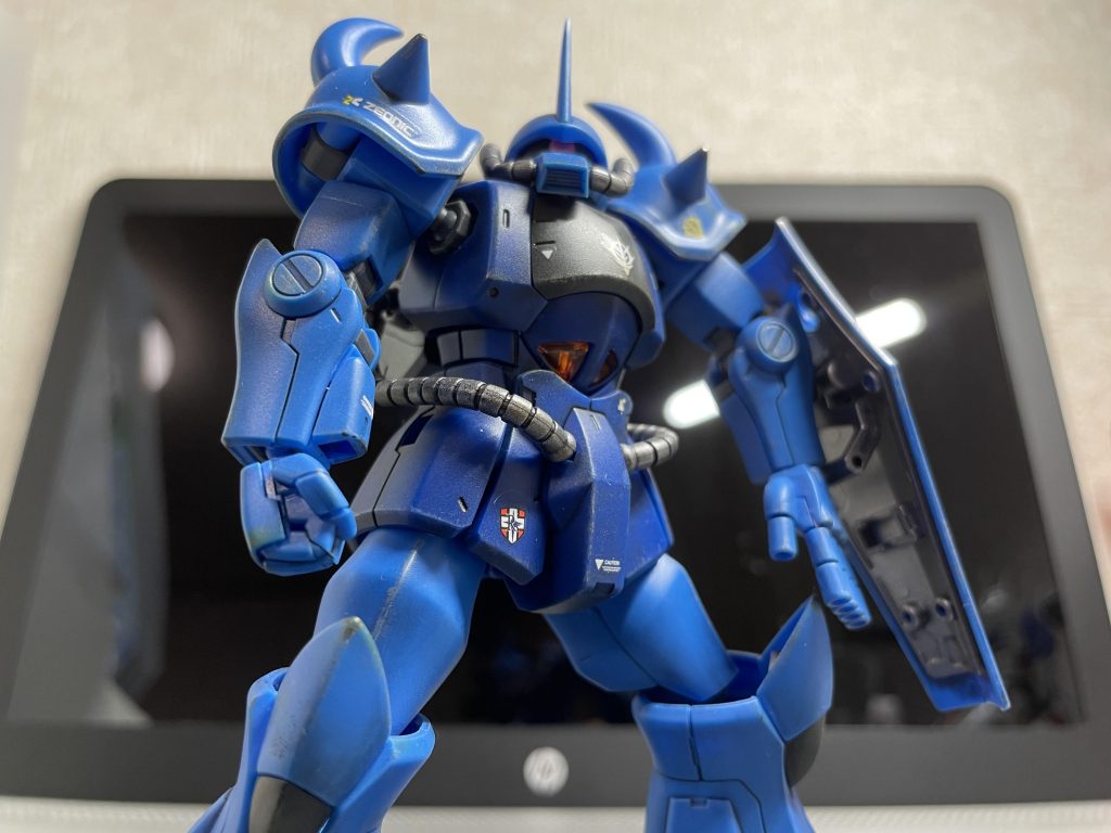 グフの「鉄の塊感」が良いですねぇ。