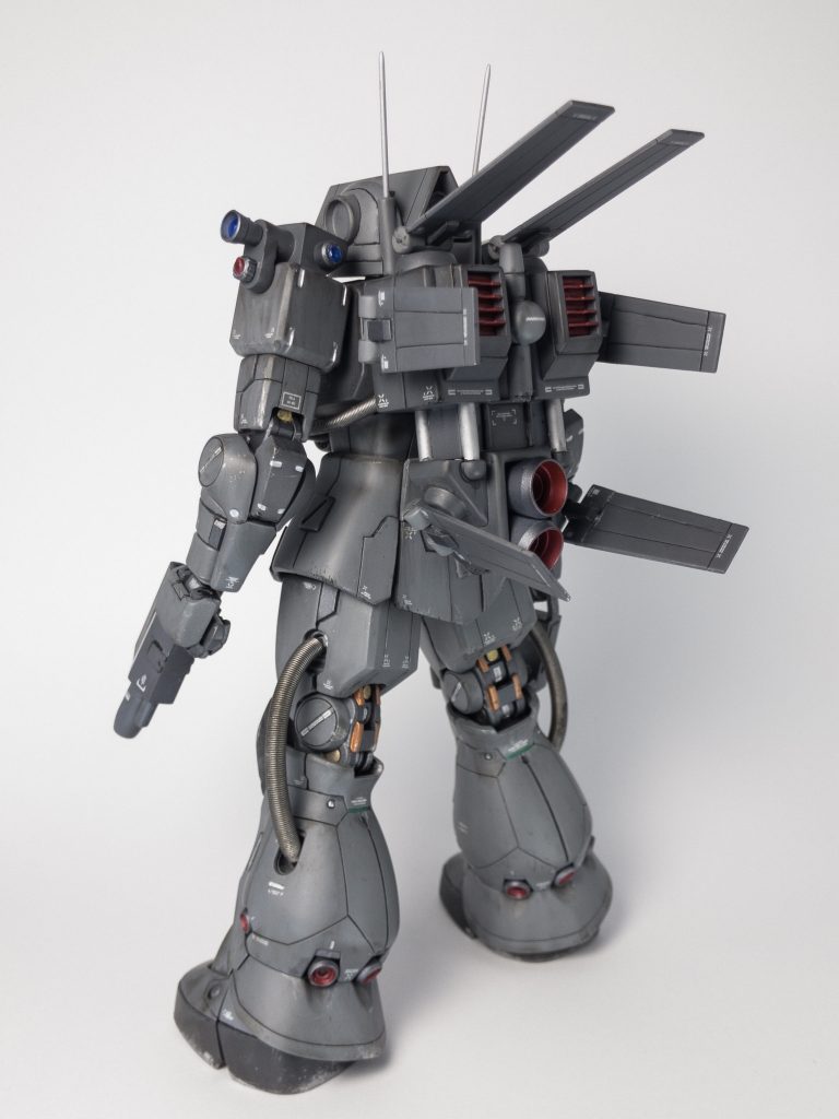 6枚のセンサーは可動します。