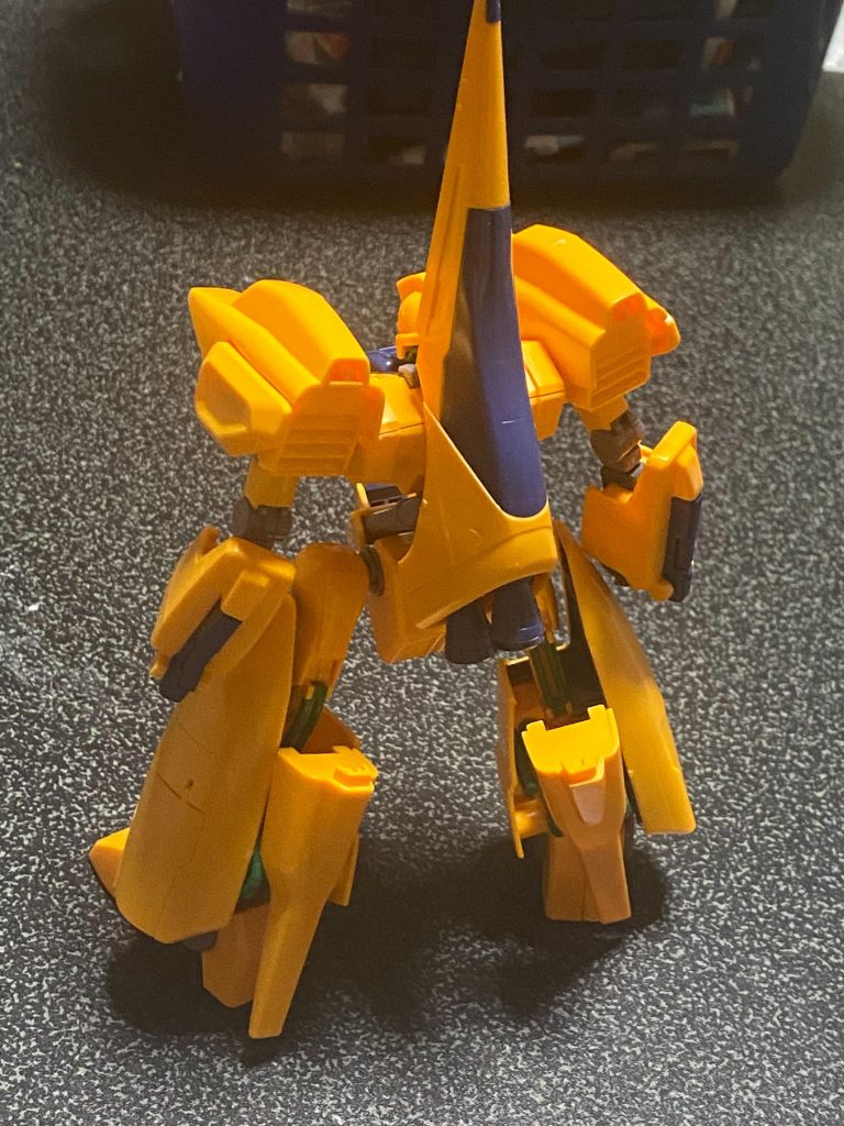 後ろ姿がセクシーですね(^з^)-☆