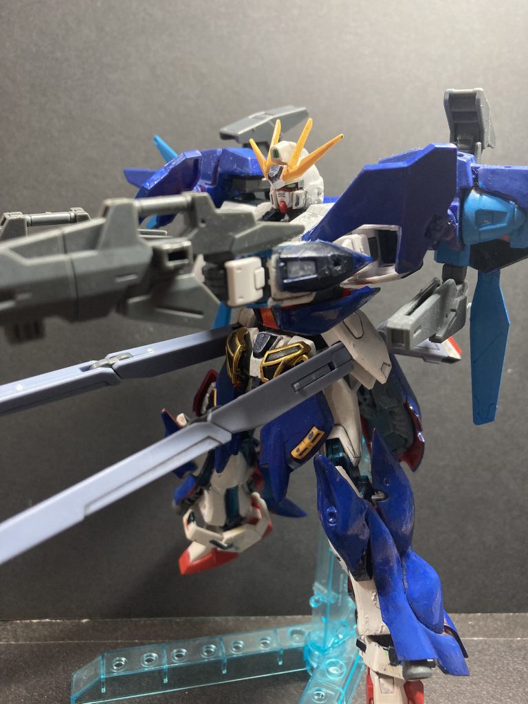 無論、ハイマットモードも継続して採用されておりフリーダムのような一斉射撃を(一対多でも一対一でも)相手にできるようになっている。ヒムカイ・ソラが持つ、ニュータイプ能力(らしいもの)を最大限発揮できる唯一無二のガンプラである。