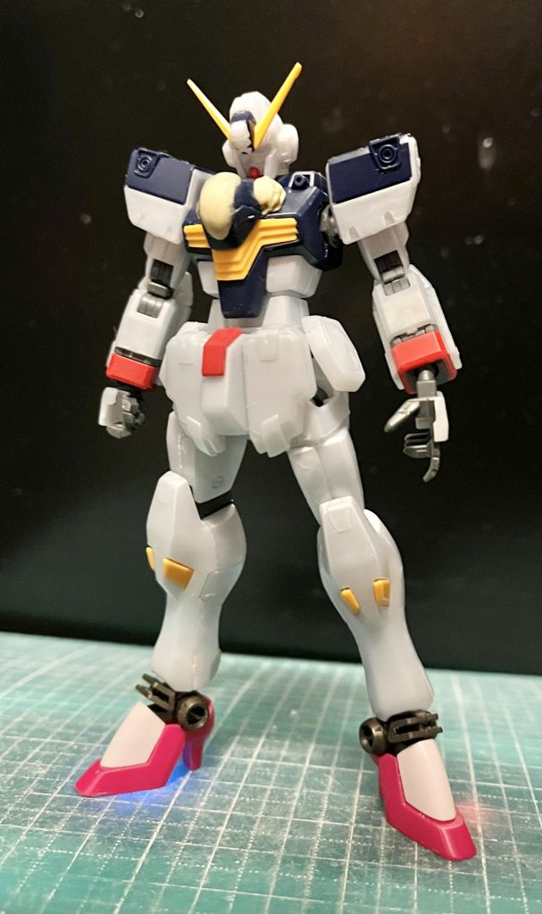 初期制作期。この頃はまだRGパーツの使用構想は無かったので、全体的にシンプルな構造。