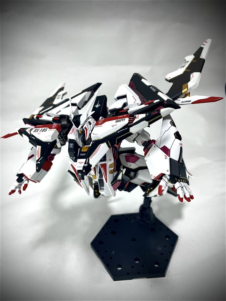 ブーーーン。フライトフォームです。クスィーはおっきい開き手がかわいくて大好きです。