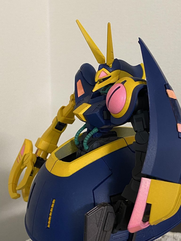 モノアイを機体色に合わせて、waveのH・アイズの3mmにしました。