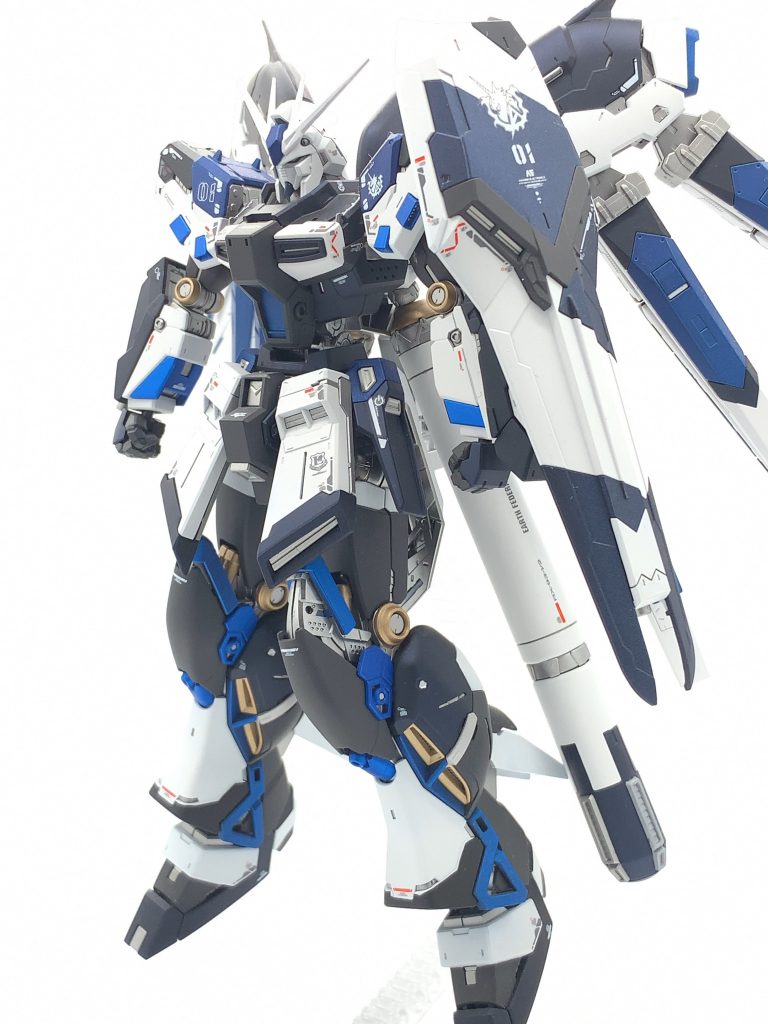 Blue Black Hi-νガンダム–3枚目/制作者：Lieeze