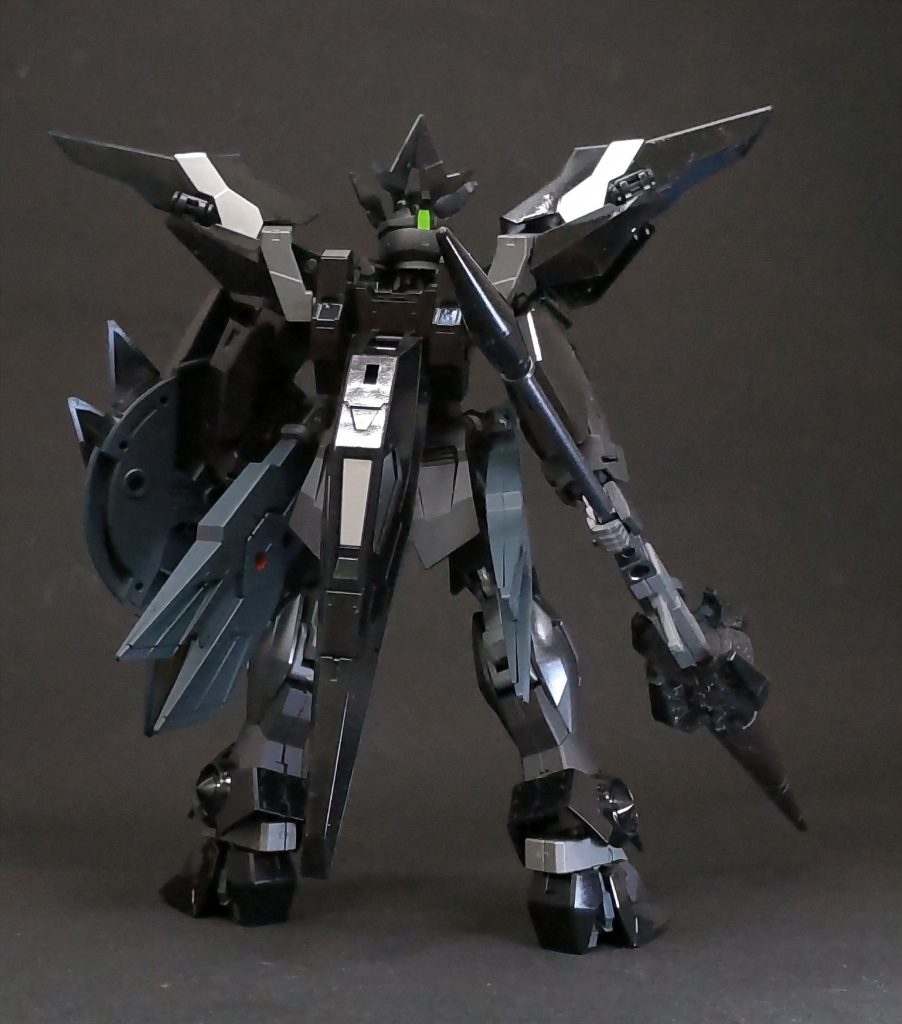 HG イージスブラックナイト–2枚目/制作者：三代目和菓子屋