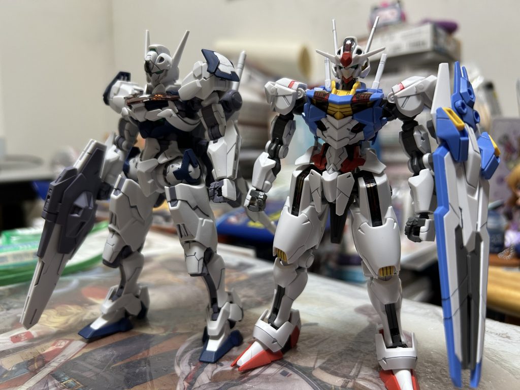 前回作成したルブリスと並べて。こうして見るとやはり似ていますね…