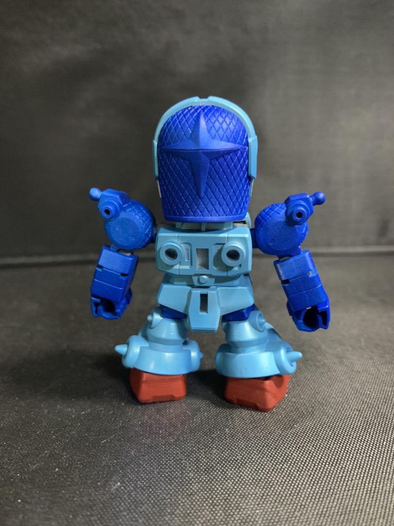 本体　水色　青サフ→ブライトシルバー→調色ブルークリアー→調色ホワイトクリアー→つや消し青色　青サフ→パールウルトラマリンブルーブリリアント赤色　黄サフ→パールプレミアムレッドブリリアント