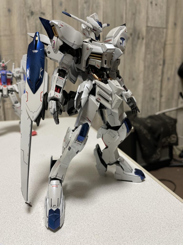 ライト無し巣立ち。スタイリッシュさが高まった(と思いたい)気がします。