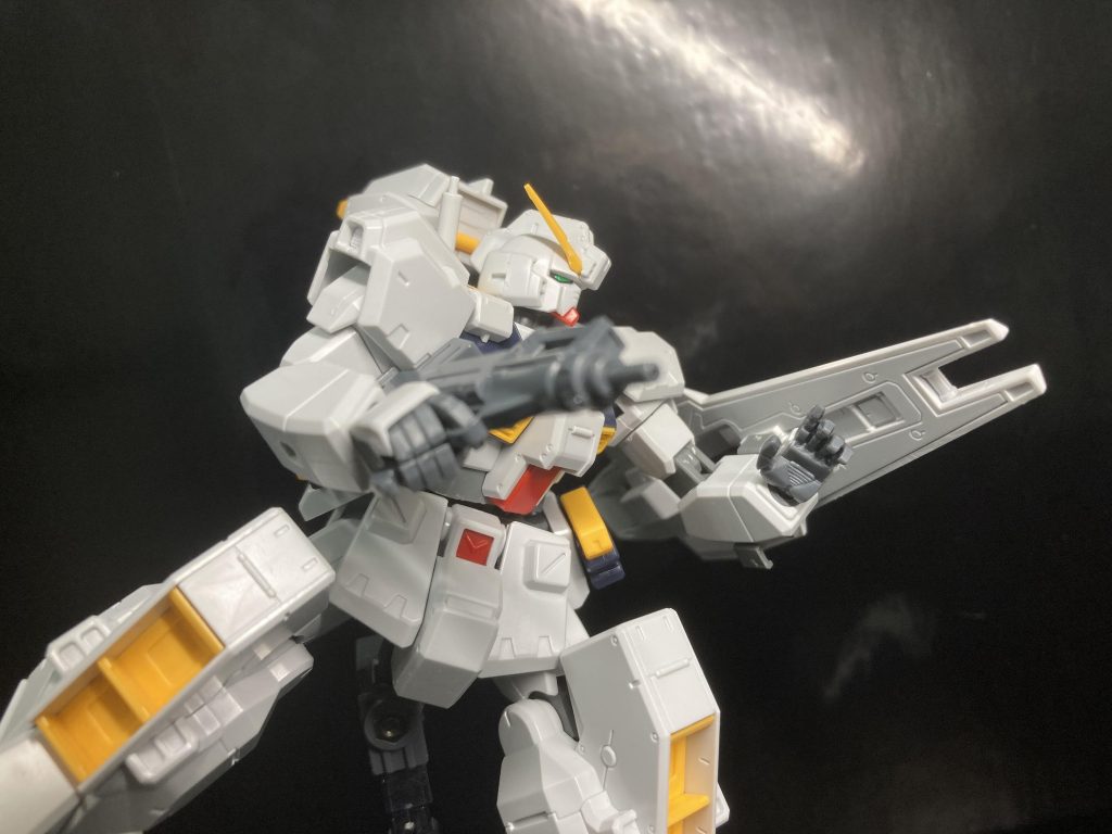 何故か似合うマシンガン！