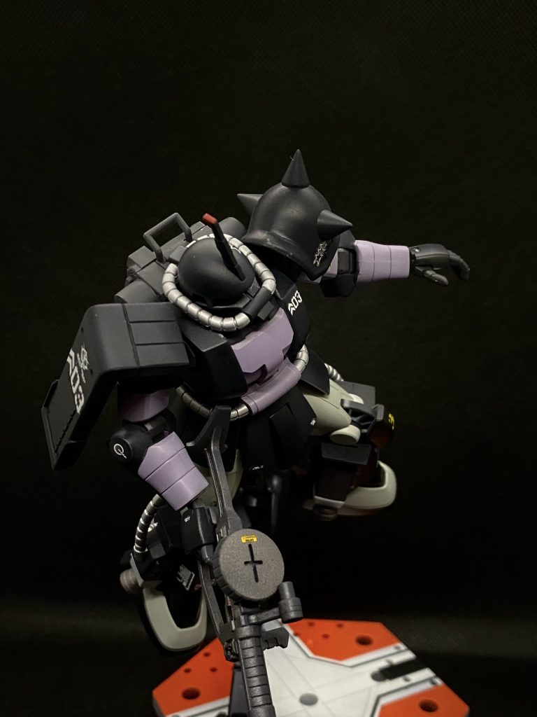 ガイア機特に大きく変更すること無く、シールドの筋彫り追加、0.2プラ板を貼ったくらいです