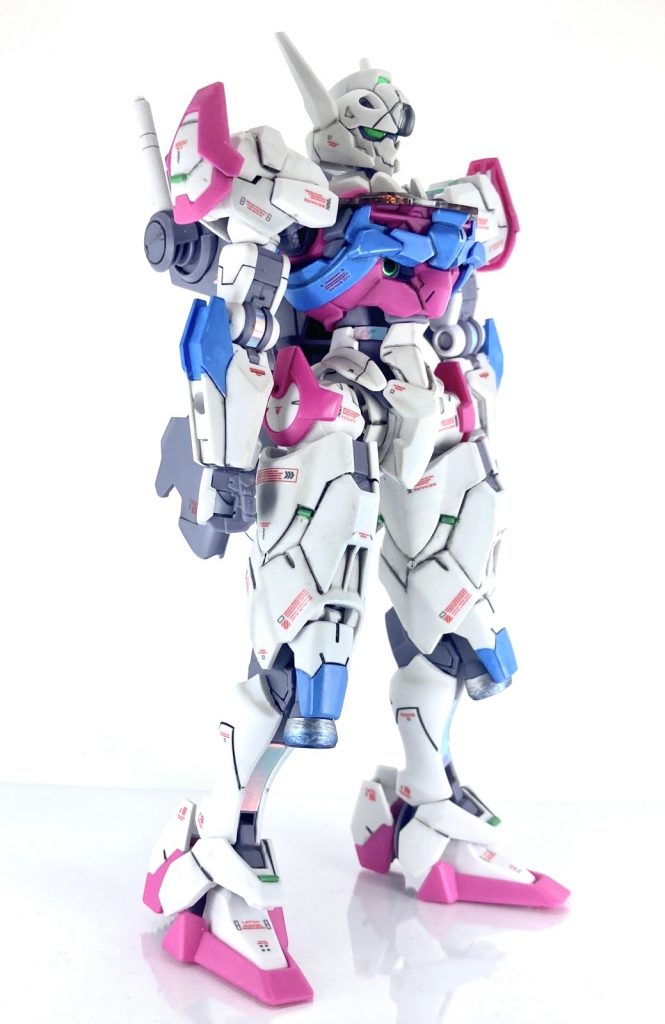 バーニア部はウェザリングマスターで青の焼きを入れました。