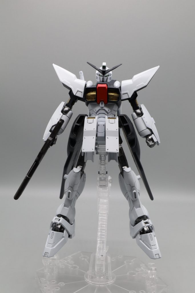 正面ショット。動力パイプっぽい箇所は部分塗装しました。うまく合わせ目が消せなかった箇所などありますが、楽しく制作出来ました。最後までご覧いただきありがとうございました。