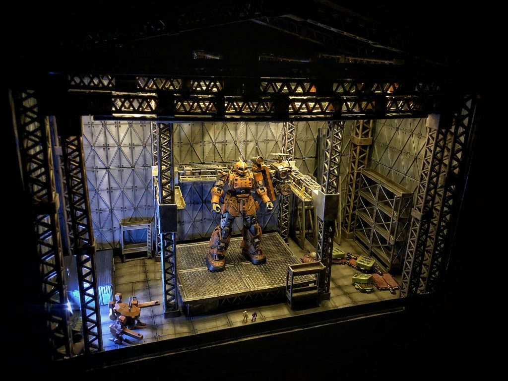 全体はこんな感じで、中に色々と仕込んでいます♪