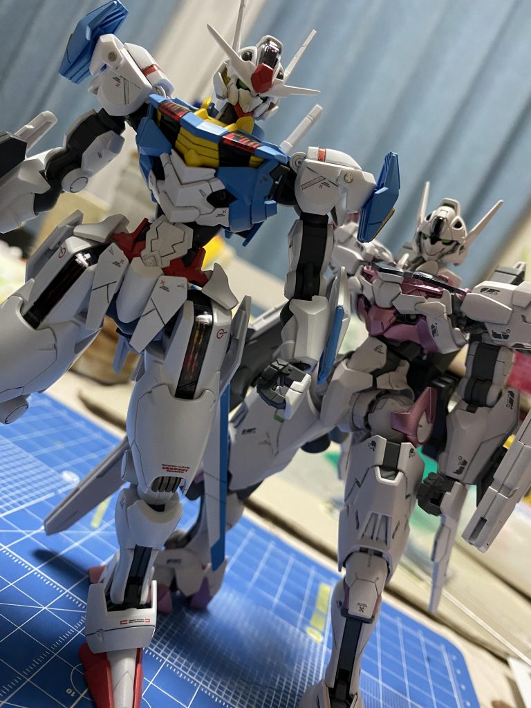 並べるとよりかっこいいです╭( ・ㅂ・)و ̑̑ グッ !