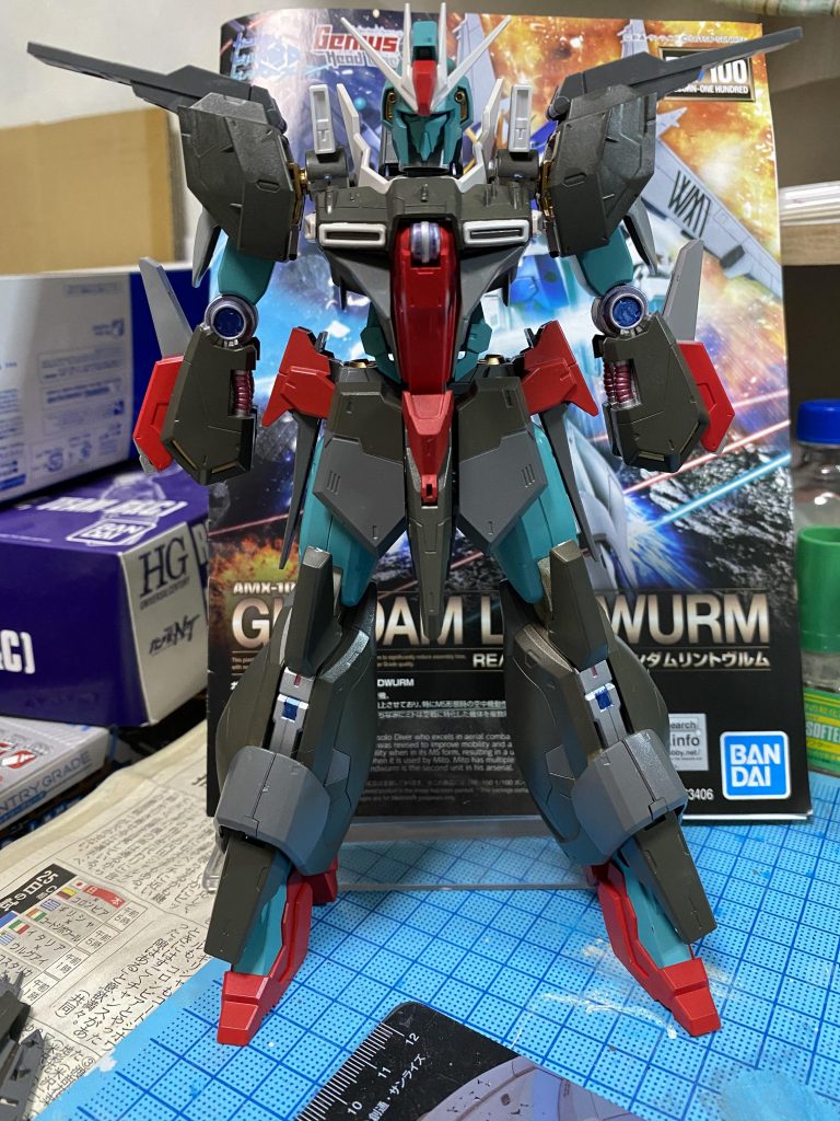 ランナー塗装からマスキング塗り分けで仮組立て。ランナーから直切りして組み立てしていきました。