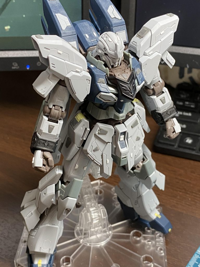 掘って貼って…