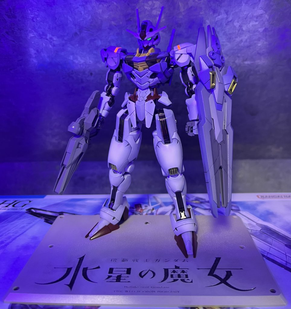 ツインアイとかは蛍光カラーで塗装