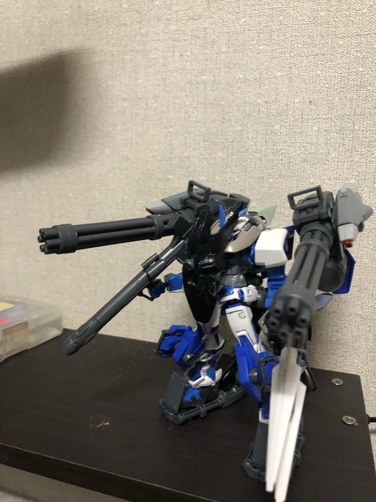 こちらが手を加える前のフル装備状態です