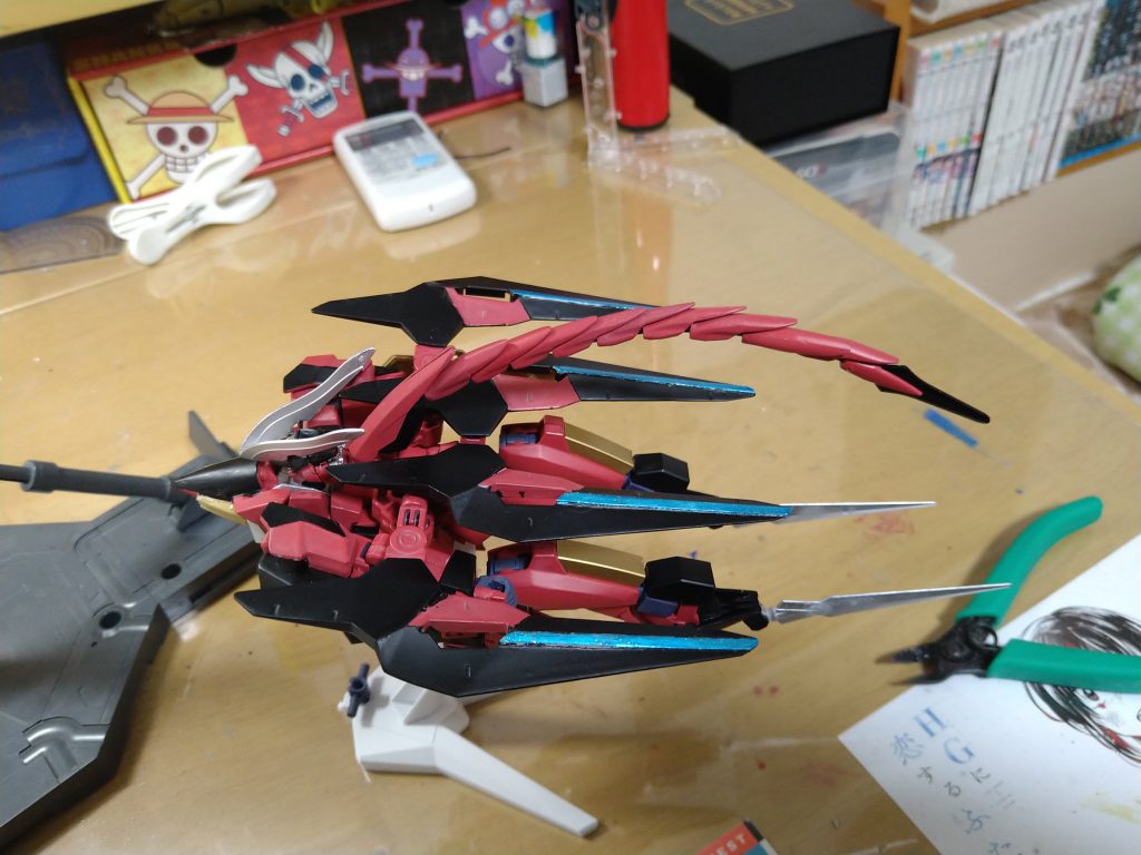 AGE-2をベースにしているので変形をすることもできます。