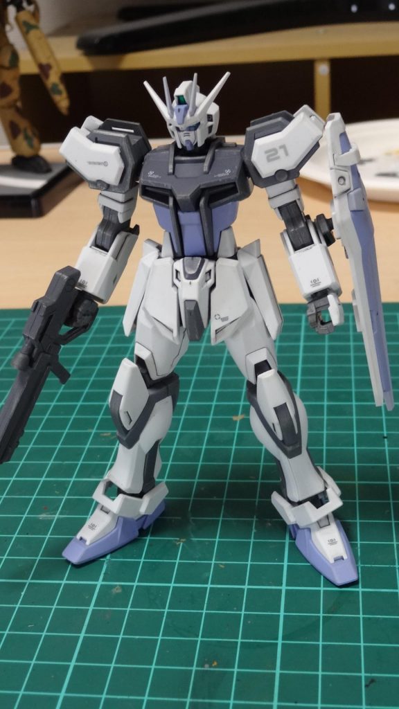 ストライクガンダム　ディアクティブモード–4枚目/制作者：メカの種