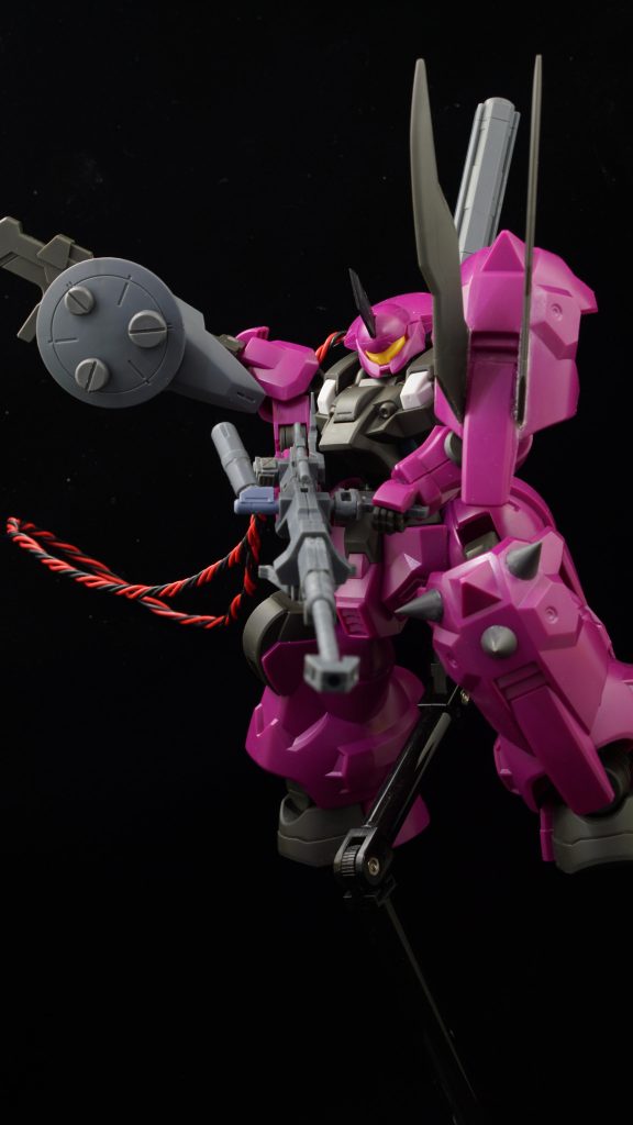 水星の魔女の試合ルールだと「角を折ると勝ち」みたいなので開幕スナイパーで頭狙えば終わるんじゃね？見たいなこと考えて見ましたが…ってよけられたら終わっちゃいますね（笑）