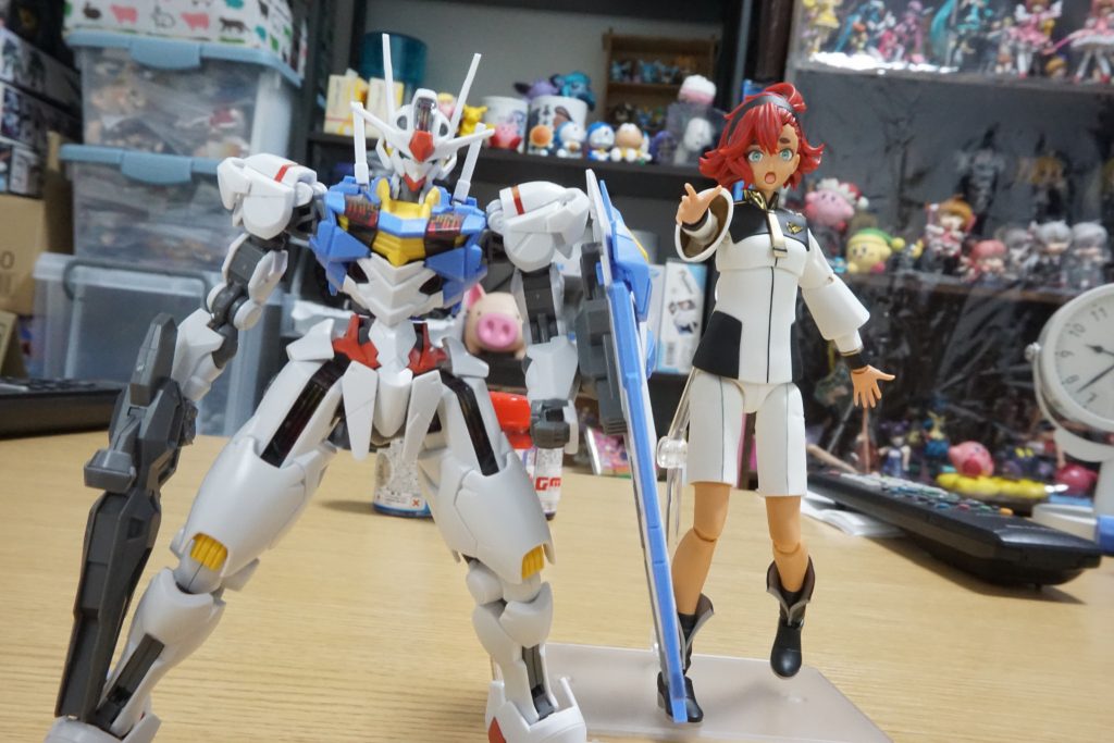 エングレービングシールが曲者でしたね…。美少女プラモのエントリーとしてオススメ出来るキットだと思います。手に入らないことを除けば…。