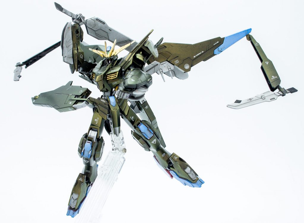 ポーズ付けて気付いたのですが、ひざを曲げても曲げた感が出づらくてなかなかポーズ付けが難しい…