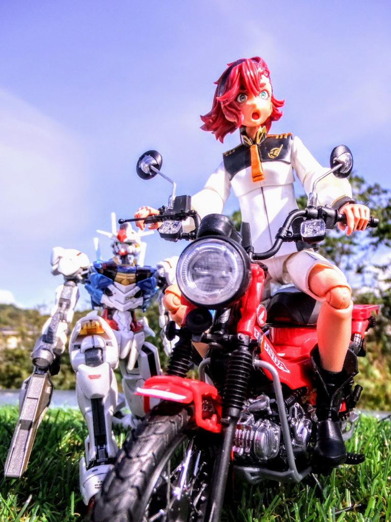 外ロケ撮影に伴ってエアリアルも塗装面の水研ぎによる仕上げ、細部の改修を行いました。