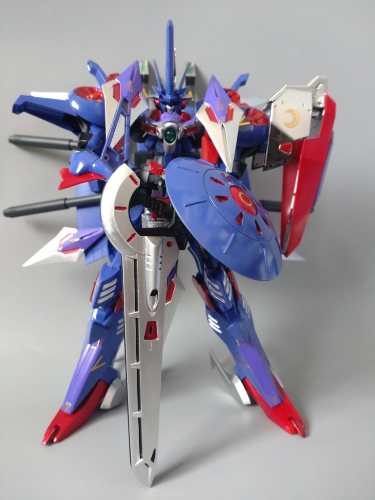 もう一つの武器である剣はF90オプションパックの物を色変えし使いました。