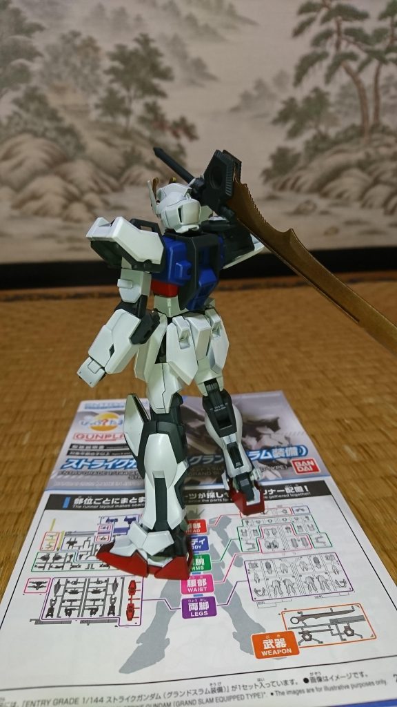 スプレー缶の時もクレオスのナンバー1のホワイトを使っていたのですがあれは隠蔽力が弱いとのことで次回からはクレオスGXクールホワイトを使ってみようと思います。