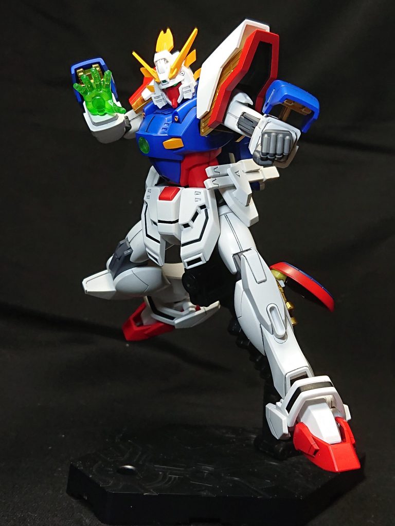 シャイニングガンダム–3枚目/制作者：マイクラ