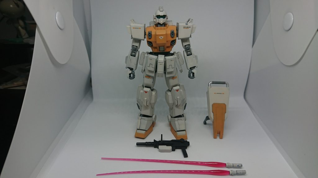 とりあえず正面+全武装。体内武装の塊なんだなぁ。