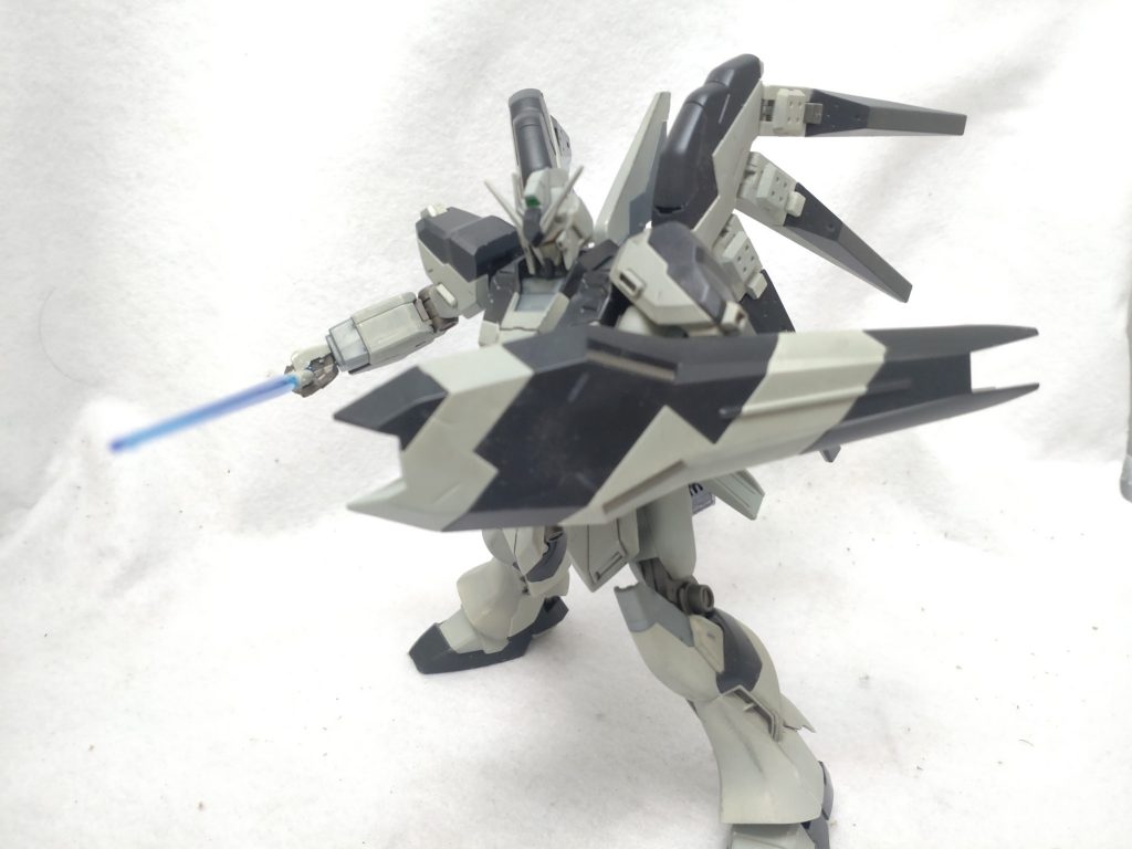 サーベル装備で。