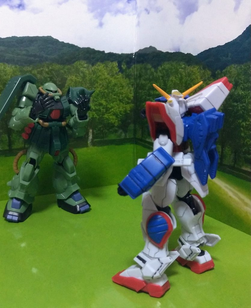 ドモン「お前がここのガンダムファイターかっ!?お前にガンダムファイトを申し込むっ!」バーニィ「誰なんだお前はっ!?それに俺はガンダムファイターとか言うのじゃ……!」ドモン「行くぞ!ガンダムファイト!レディ・ゴーッ!!」バーニィ「俺の話を聞いてくれっ!?」