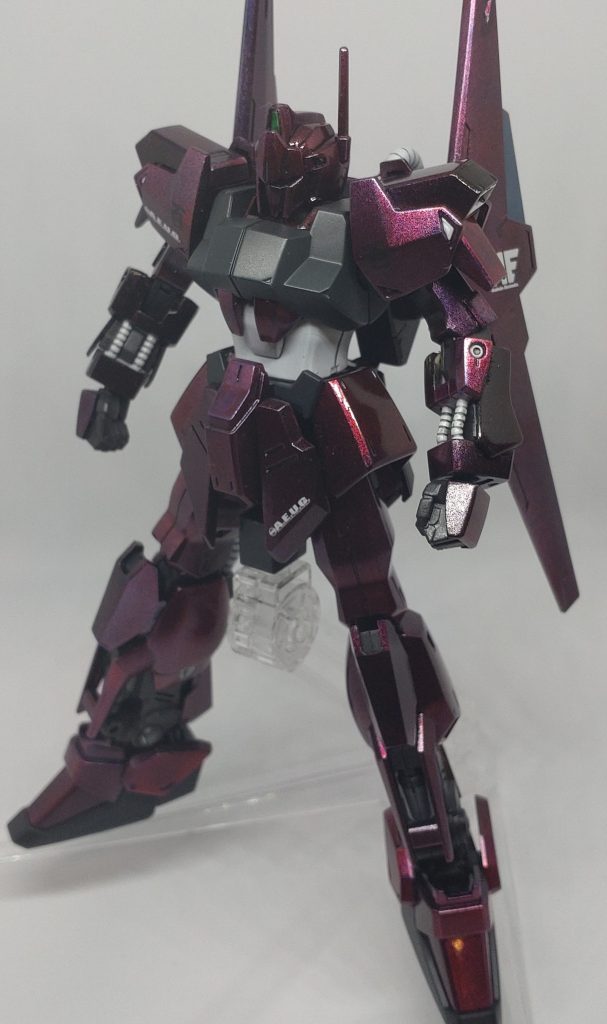 塗装工程①下地···サフェーサーブラック（缶スプレー）②シルバー···シャインシルバー（缶スプレー）③クリアブルー（アクリジョン）の上にクリアレッド（アクリジョン）の重ね塗り外装はプレミアムコートつや有り内部フレームはプレミアムコート半ツヤで仕上げました。   