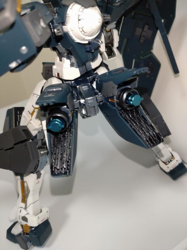 バーニアは青竹色と周りをGXメタルブラックで塗り分け。今回始めてしいたけを栽培してみました。ちょっと大きく育ちすぎてしまいましたが・・・笑