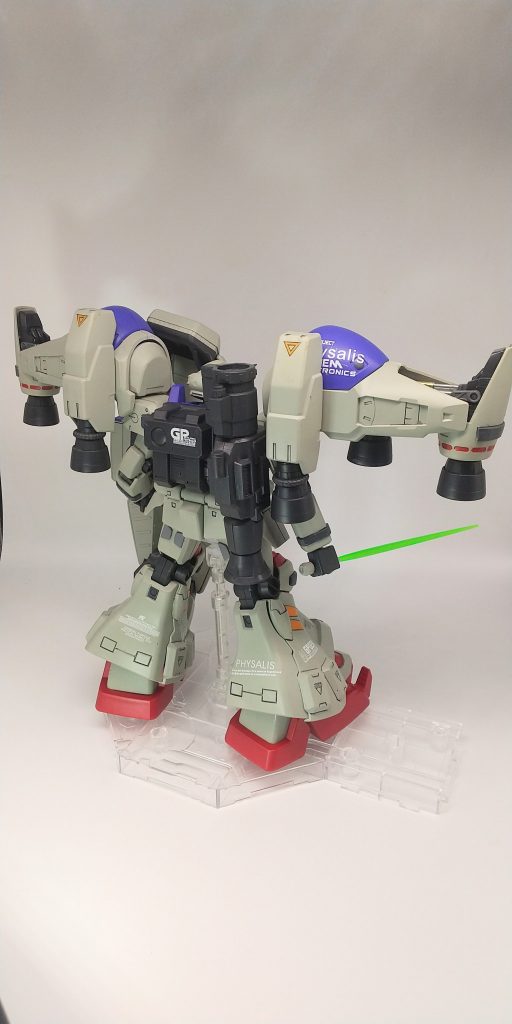 斜め後ろからです。