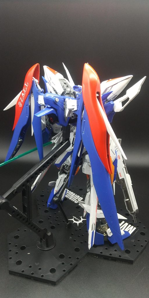 斜め後ろからです。