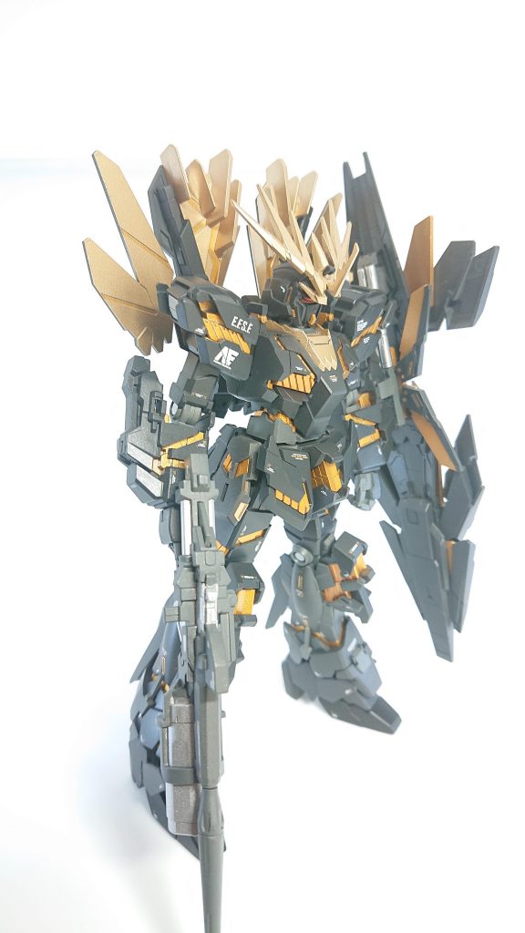 もともと黒と金の配色は好きです。落ち着いた高級感があります。