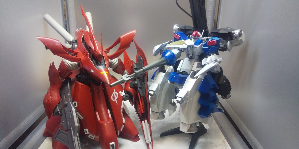 大きさ比較。しかしナイチンゲールの大きさおかしすぎやしませんか大佐。