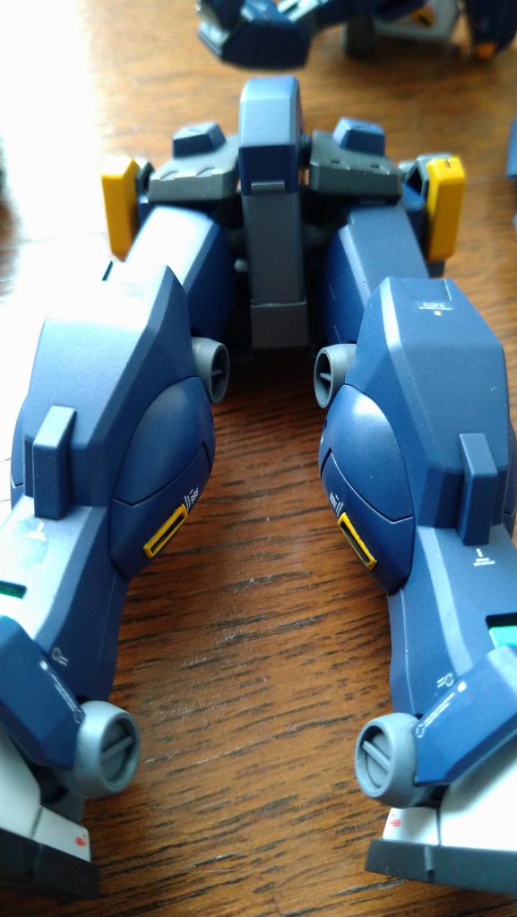 股関節とモモの延長 