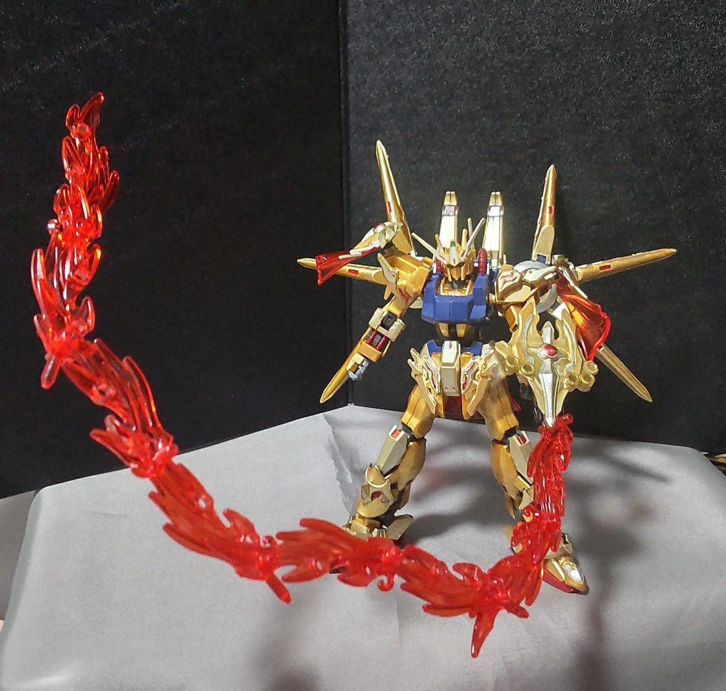 焔の鞭「火焔龍(かえんりゅう)」も異様な長さになって、射程アップです。