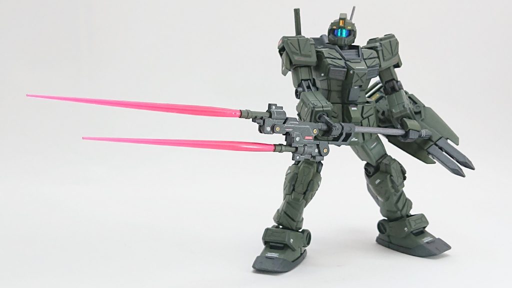 独特なツインビームスピア🎵MSで接近して戦う意味は弾切れ後の最後の手段で格闘専用を作る意味が無い気がしますがそこはロマンですかね😅