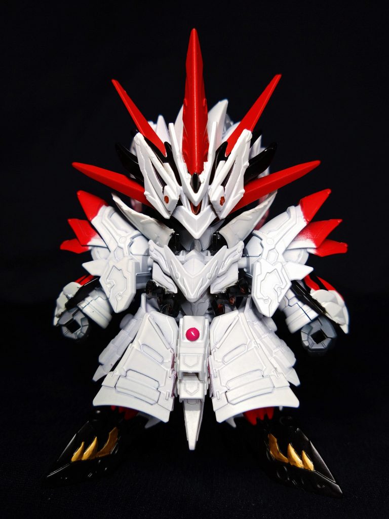 当初のヤルダバオトは三国伝やLGBBを使用し、COMPACT3モデルで制作予定でした。構想から2年以上経過し、入手もしやすく見立て制作では常に素体になってくれるヒーローズをメインに、デザインもOGモデルに変更し進めました。