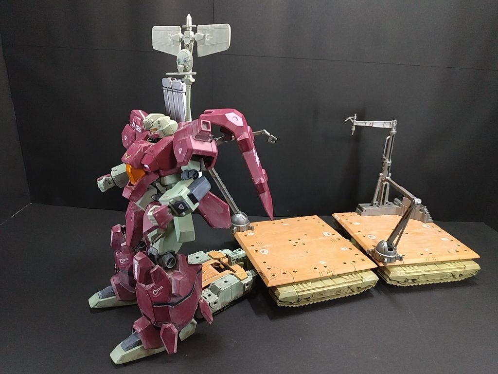 グスタフのキャリアーをけん引する事ができます。