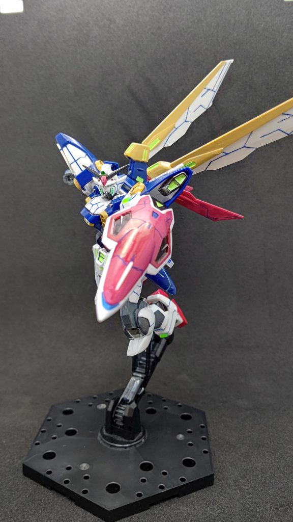 シールドは先端をよりシャープにしました。