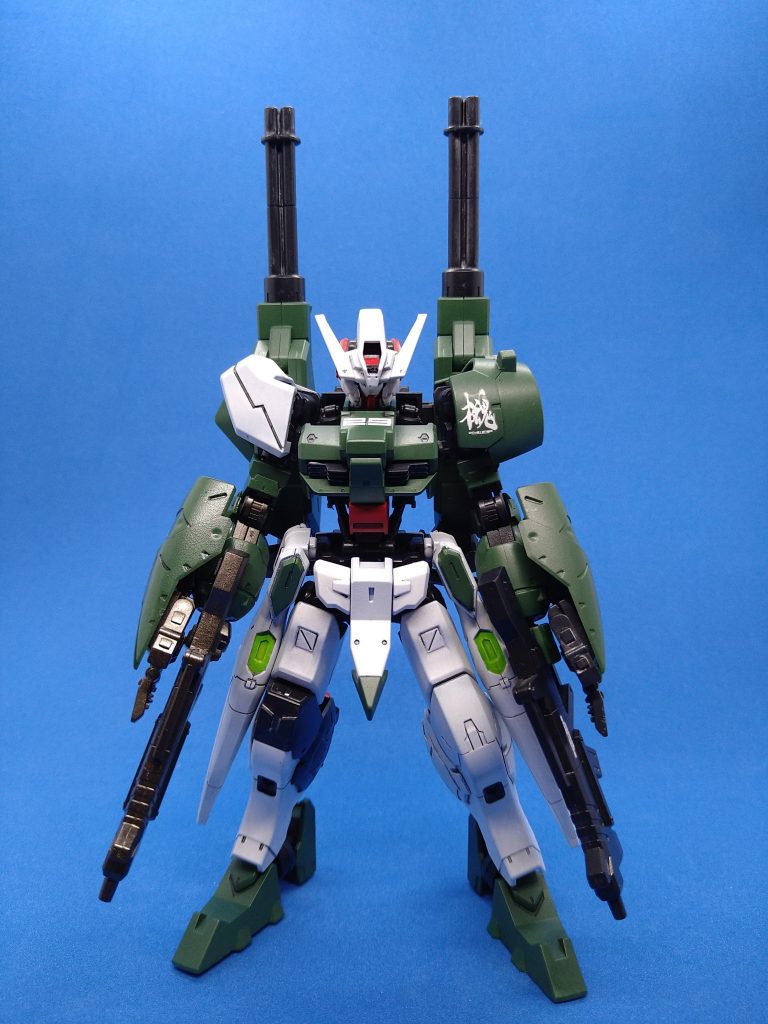 ギャンバルカンのガトリング（ヴァリュアブルポッド）/リナシメントから腕部とライフルを拝借。