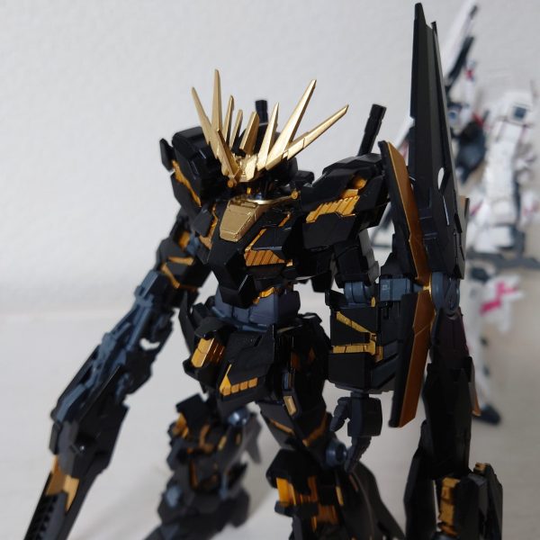 黒いユニコーン　バンシィ